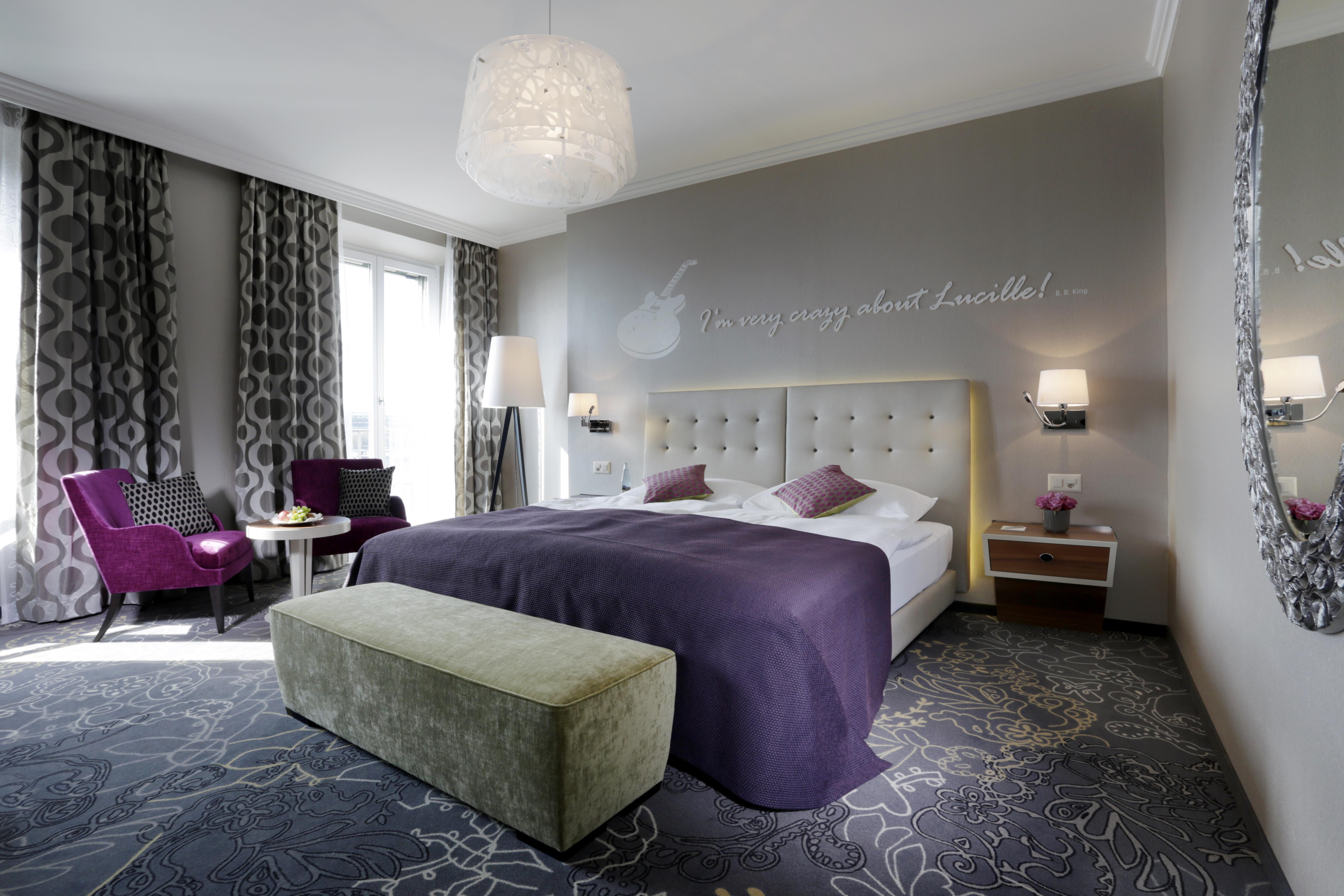 Hotel Schweizerhof Luzern Экстерьер фото A room at the Hotel Axelmannstein