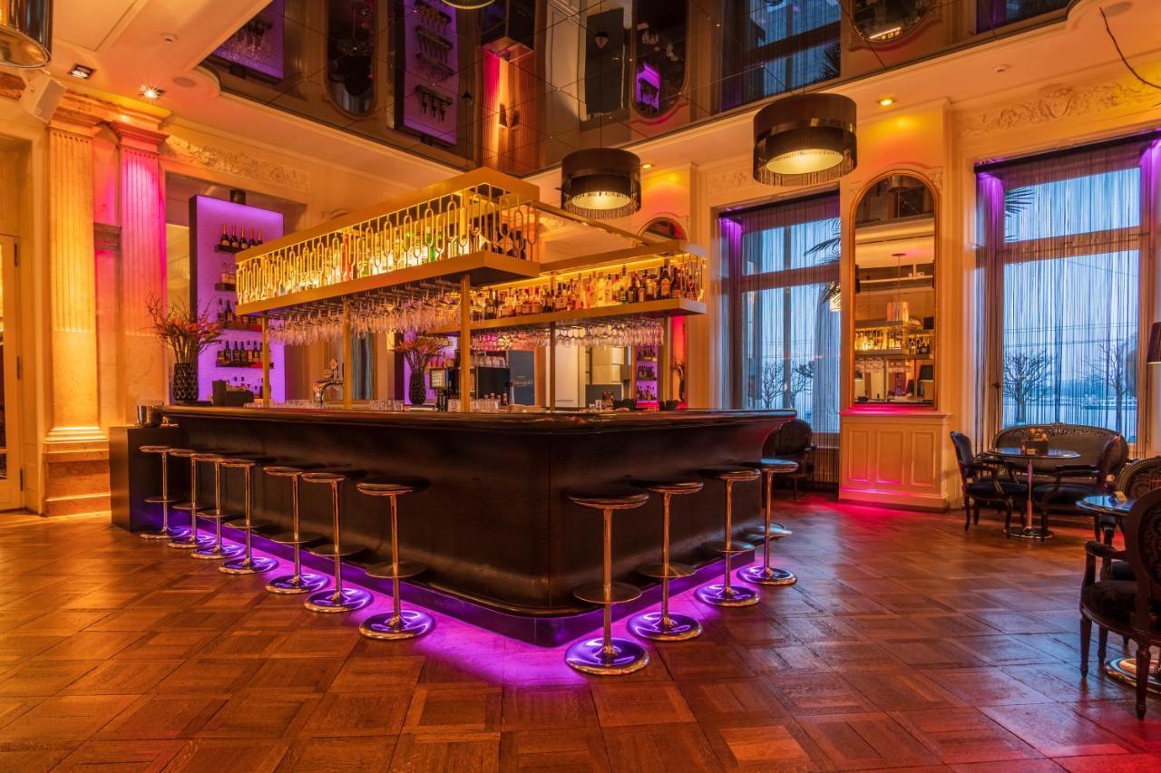 Hotel Schweizerhof Luzern Экстерьер фото The bar at the 101 bar